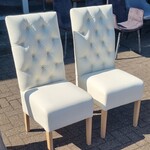 2x Eetkamerstoel Zazuhome, “Capiton Sixty”, Wit